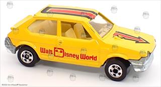 Yellow - Leo, Disney